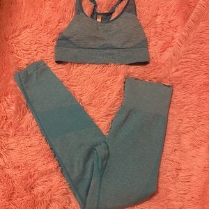 LIKE NEW‼️ VS PINK Seamless Activewear Set